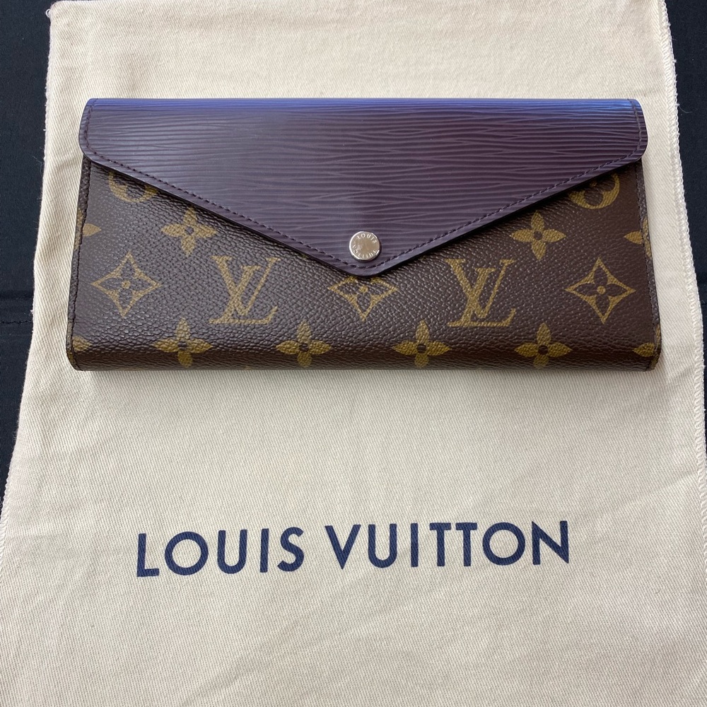 Louis Vuitton Cloth Wallet Brown Women’s Monogram Print Made in Spain